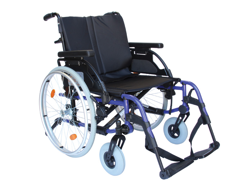 [5330] Wheelchair, Breezy Rubix, Manual, Adjustable, 520mm (20in